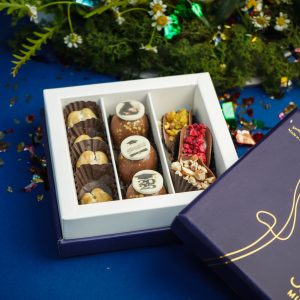 Graduation Box Of 9 (Mix)