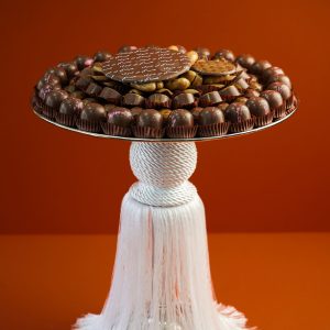 Eid Threaded Tray(Mix Chocolates)